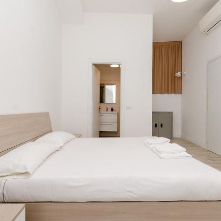 Vivimihome - Duomo Cioffi House Residence Milaan Buitenkant foto